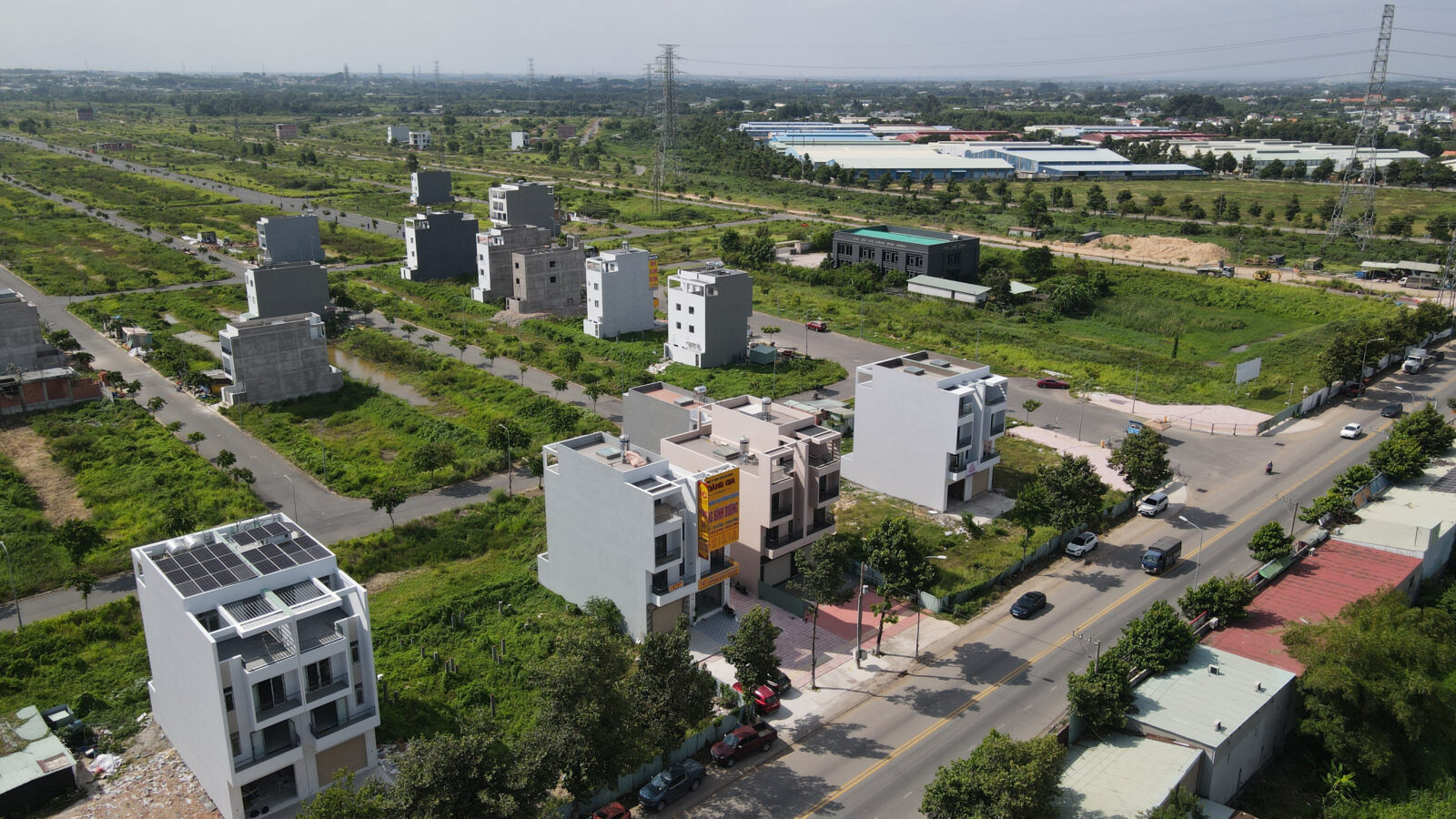 Bán lô đất LK70 có thoát hiểm đường D11 dự án Đông Bình Dương giá 1.36 tỷ diện tích 80m2